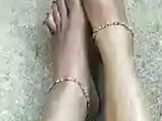 Tamil Young Married Wife Play her Sexy Legs